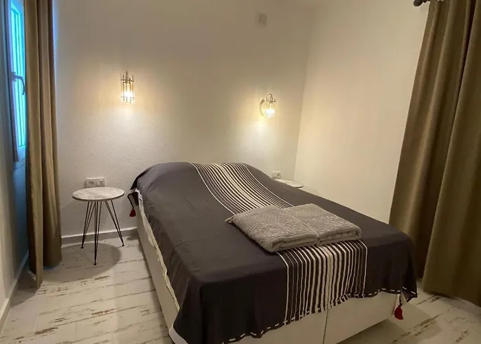 Merkezde Denize 50 Adim B Apartamento *
