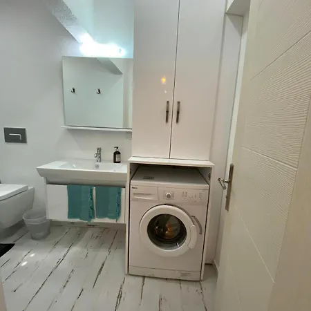 Appartamento Merkezde Denize 50 Adim B